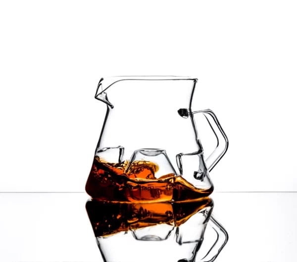 ICOSA BREWHOUSE. Avensi Wave_Cyclone Small_Side_Composition avensi cyclone wave sensory carafe coffee server aeration
