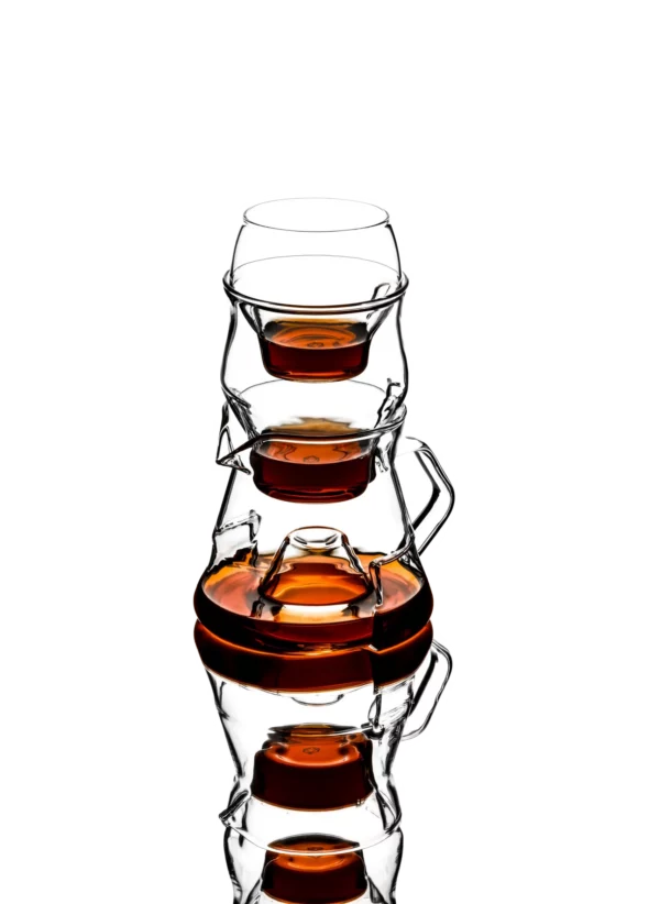 ICOSA BREWHOUSE. Avensi Wave_Cyclone Small_Stacked_Transparent stackable coffee server and glasses from icosa brewhouse avensi collection